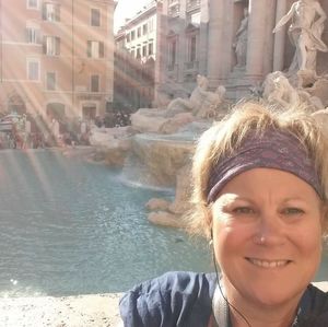 Meet your Posher, Melissa